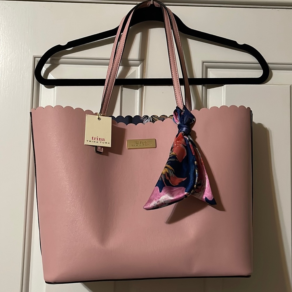 Trina Turk Handbad NWT